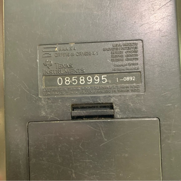 Vintage 1991 Texas Instruments TI-85 Graphing Calculator‎ Tested Works No Cover - Picture 8 of 9